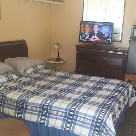 A1 Value Inn Hernando Номер фото