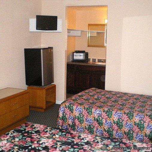 A1 Value Inn Hernando Номер фото