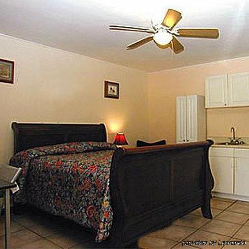 A1 Value Inn Hernando Номер фото